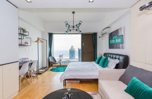 Laoshan Hotel | Locals Hotels Golden Lion Square