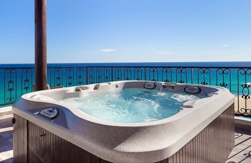 Chula Vista House | Located on chilcano bay