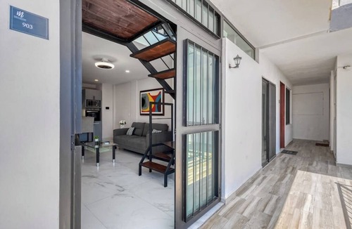 Downtown Cabo San Lucas Apartment | Loft Close to the Ocean With Rooftop Infinity Pool, Balcony & gym - Dog-friendly