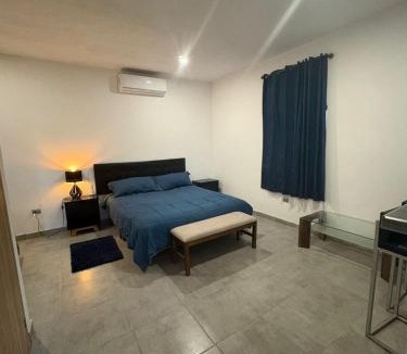 El Centenario Apartment | Loft con Alberca en El Centenario - Cerca de La Paz