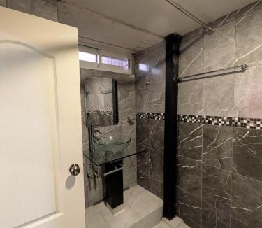De Mexicanos Apartment | Loft en Casa Colonial del Siglo XVI en el Corazón de San Cristóbal