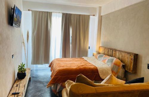 El Santuario Apartment | Loft y depto con balcón y garage cerca de av ppal