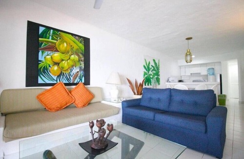 South Hotel Zone Hotel | Los Tules Original 2BR Condo with Pool and Private Beach Area