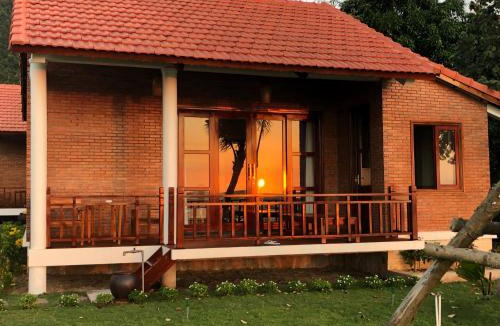 Ham Ninh Cabin | Lotus Home