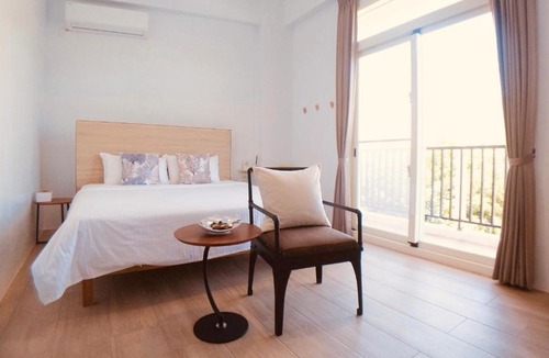 Sail Rock Beach House | Love Summer B&B
