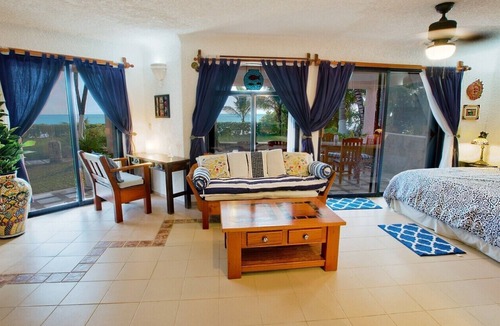 Akumal Condo | Lovely beachfront 2 BR/2BA condo. Gated community - Pool, Wifi, AC