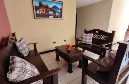 Zona 2 House | Lovely rooms at Historical Guatemala City