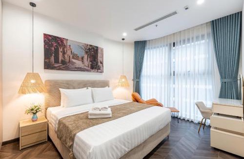District 9 Apartment | Lucent Home