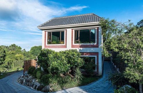 Donghe Hotel | Lucent Resort