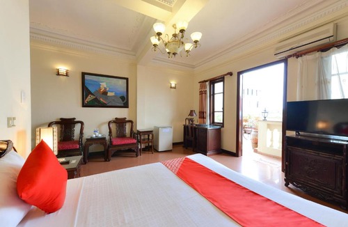 Old Quarter Hotel | Lucky 2 Hotel & Travel