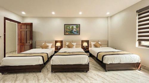 Ha Long Hotel | LUCKY HẠ LONG H0TeL