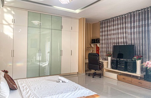 Korean Industrial Zone House | Lucky Hotel