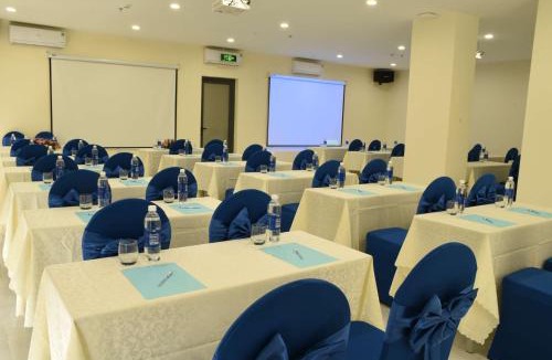 Phuoc Thuan Hotel | Lucky Star Ho Tram Hotel & Restaurant