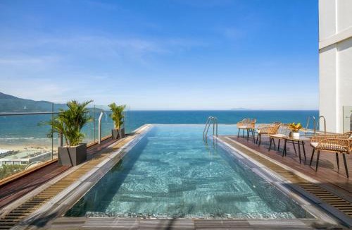 Son Tra Hotel | Lunar Hotel Danang