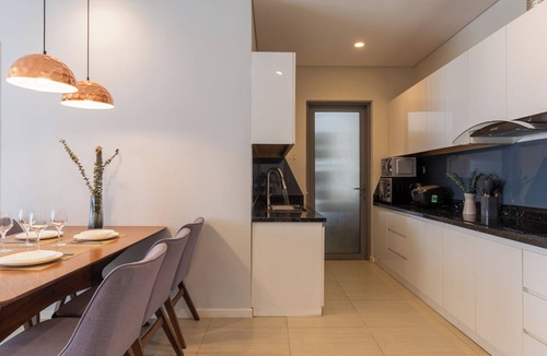 Thu Thiem Apartment | € € Lux Riverview 2brs #diamondisland