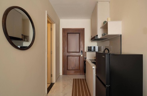 Little Japan Apartment | Lux Studio in Madison by Maison De Gu