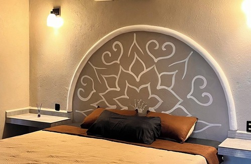 La Union de Isidoro Montes de Oca Hotel | Luxury suite with private cabana ideal for couples with ocean view.
