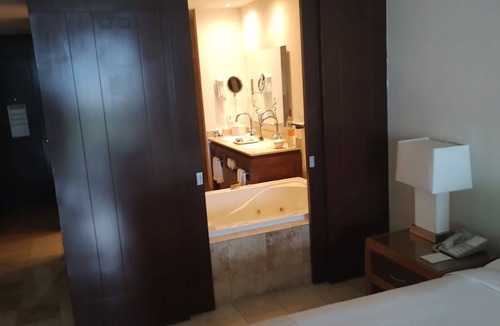Las Jarretaderas Resort | LUXURIOUS 5 STAR RESORT ON THE BEACH AT VIDANTA WORLD