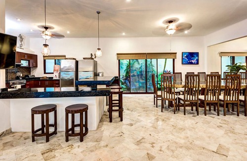 Zazil-ha Villa | Luxurious 9 Bedroom Villa in the heart of Playa del Carmen!