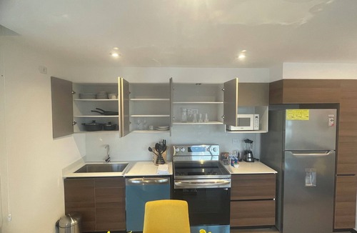 Zona 10 Apartment | Luxurious Apt. Z.10 GT City | 2Bedroom | AC | Wifi | Parking | Swimming Pool Jacuzzi
