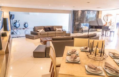 Zona Expo Villa | Luxurious House in Guadalajara Near Estadio Akron, Expo GDL