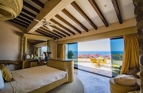 Mismaloya Villa | Luxurious Oceanfront Estate on Vallarta's South Shore, Pool, Jacuzzi, Chef, Maid
