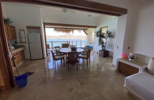 La Palapa Resort | Luxurious Pacifica Grand Senior Suite