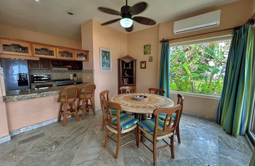 Bucerias House | Luxurious Swimming Pool, one step to the beach, close Restaurants