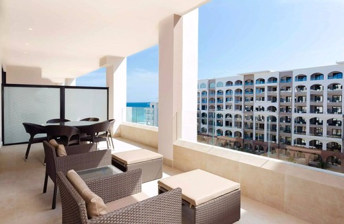 Santa Rosa Villa | Luxury 1BR Villa at Villa La Valencia - Pool View + Resort Amenities