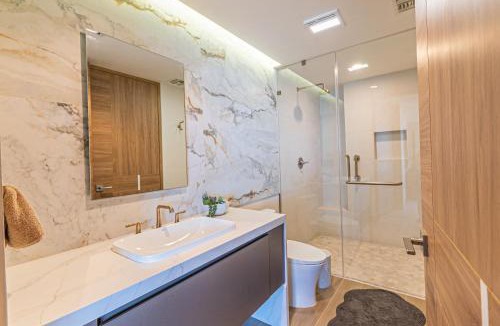 Bella Vista House | Luxury 2 Bedroom Condo Sonoran Star Resort