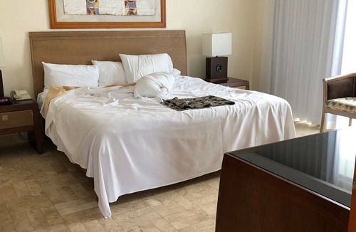 Las Jarretaderas Hotel | Luxury 2-bedroom hotel suites in charming Nuevo Vallarta with WiFi, AC