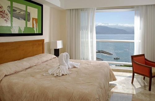 Las Jarretaderas Hotel | Luxury 2-bedroom hotel suites in charming Nuevo Vallarta with WiFi, AC