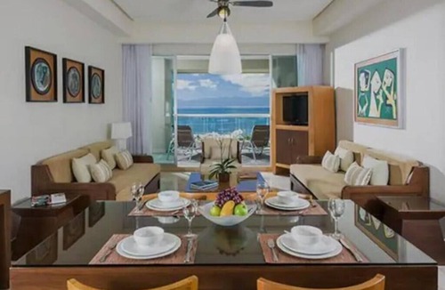 Las Jarretaderas Hotel | Luxury 2-bedroom hotel suites in charming Nuevo Vallarta with WiFi, AC