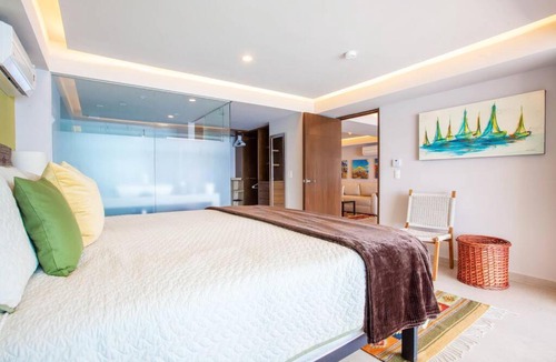 Las Glorias Apartment | Luxury 2BR Beachfront Escape Stunning Views from Private Balconies