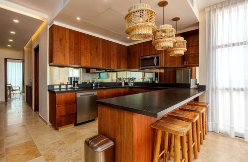 Soliman Bay Condo | Luxury 3BR Oasis | Ocean View | Private Pool