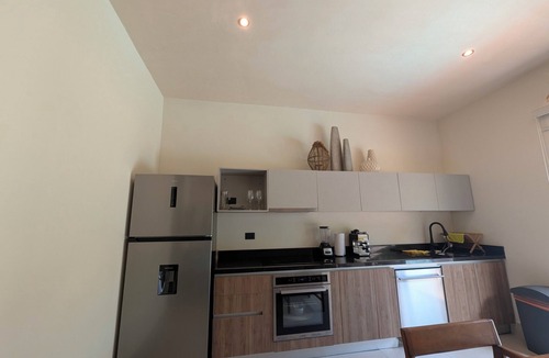 La Veleta Villa | Luxury 4 Bedroom Villa, Private Pool Near to restaurants, cafes, bars & beach!