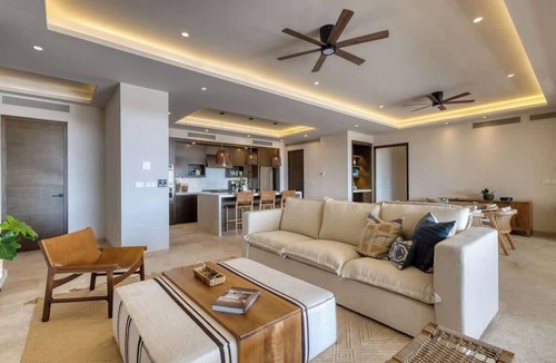 Sunset Beach Condo | Luxury 8BR Retreat in Quivira - Near St. Regis