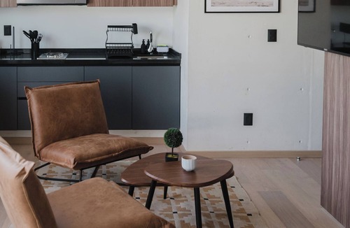Roma Sur Apartment | Luxury and comfort in the heart of Roma Sur. Modern loft with king-size bed, Smart TV, fast WiFi, beautiful balcony and fully equipped kitchen. Perfect for professionals and travelers seeking for a great experience.