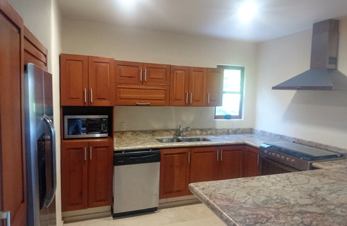 Ixtapa House | Luxury apartment with beautiful sunset sea views at Ixtapa