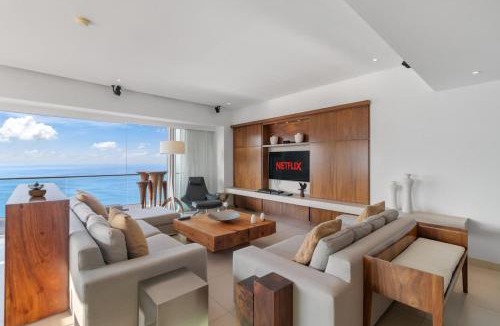 North Hotel Zone House | Luxury Beach Front Condo 21st Floor Views