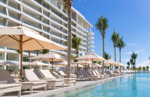 Playa Mujeres Villa | Luxury beach front villas