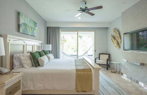 Puerto Juarez Hotel | Luxury Beach Resort - 1 bedroom Suite