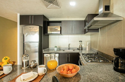 South Hotel Zone Condo | LUXURY │ BEACHFRONT │ GRAND VENETIAN │ LA ISLA SHOPPING VILLAGE