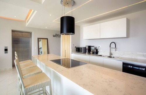 Puente del Mar Apartment | Luxury condo in Acapulco Diamante