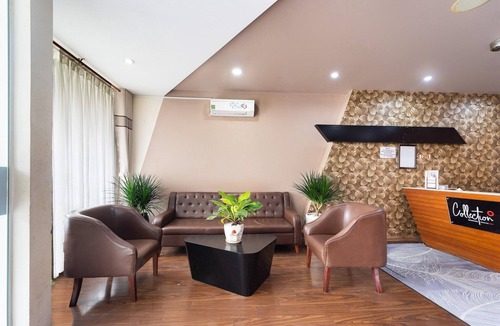 District 10 House | Luxury DBL Retreat | Steps to Van Hanh Hospital