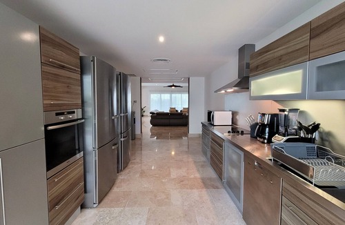 Cancun Apartment | Luxury Detached House in front of the Mexican Caribbean