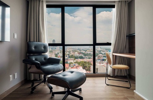 Cuauhtemoc Apartment | Luxury Escape - Ideal for Soccer Fans - Pool Area