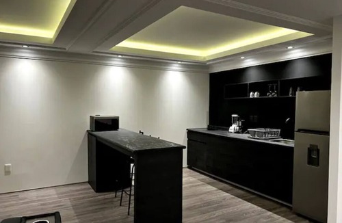 Cuauhtemoc Hotel | Luxury Grand Suite w/amenities