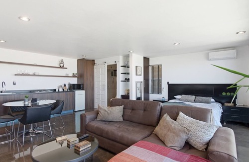 Durango Apartment | Luxury Hilltop Loft | Balcony + Panoramic Views