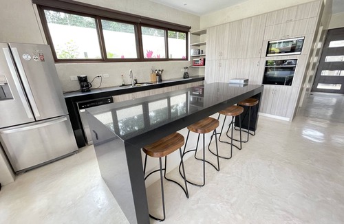 La Veleta Villa | Luxury House Tomanoa/10pers/4Rooms/Pool/Jacuzzi